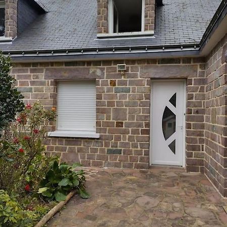 Appartamento M-Houssa Saint-Laurent-sur-Oust Esterno foto