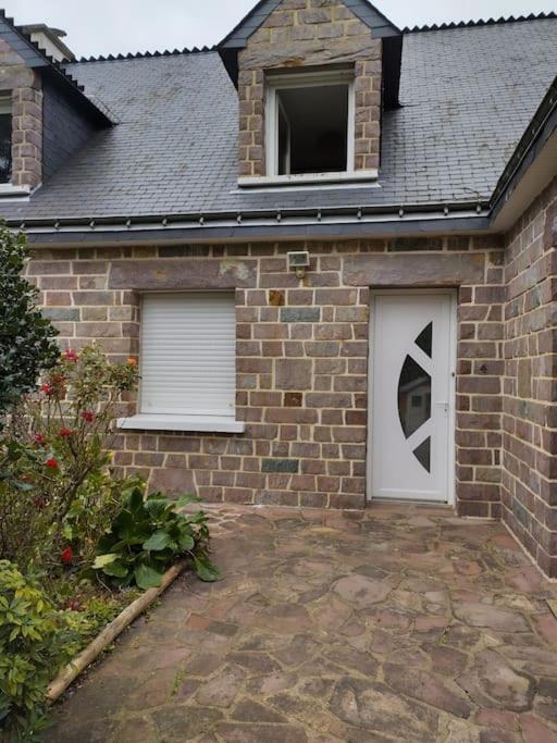Appartamento M-Houssa Saint-Laurent-sur-Oust Esterno foto